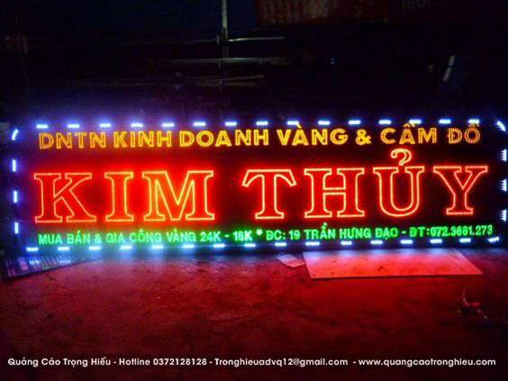 Biển led tiệm vàng