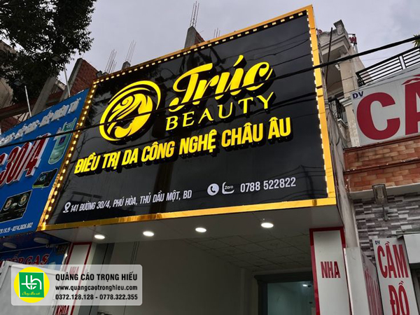 Bảng hiệu alu gương kết hợp chữ nổi