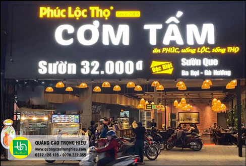 Bảng hiệu cơm tấm Phúc Lộc Thọ